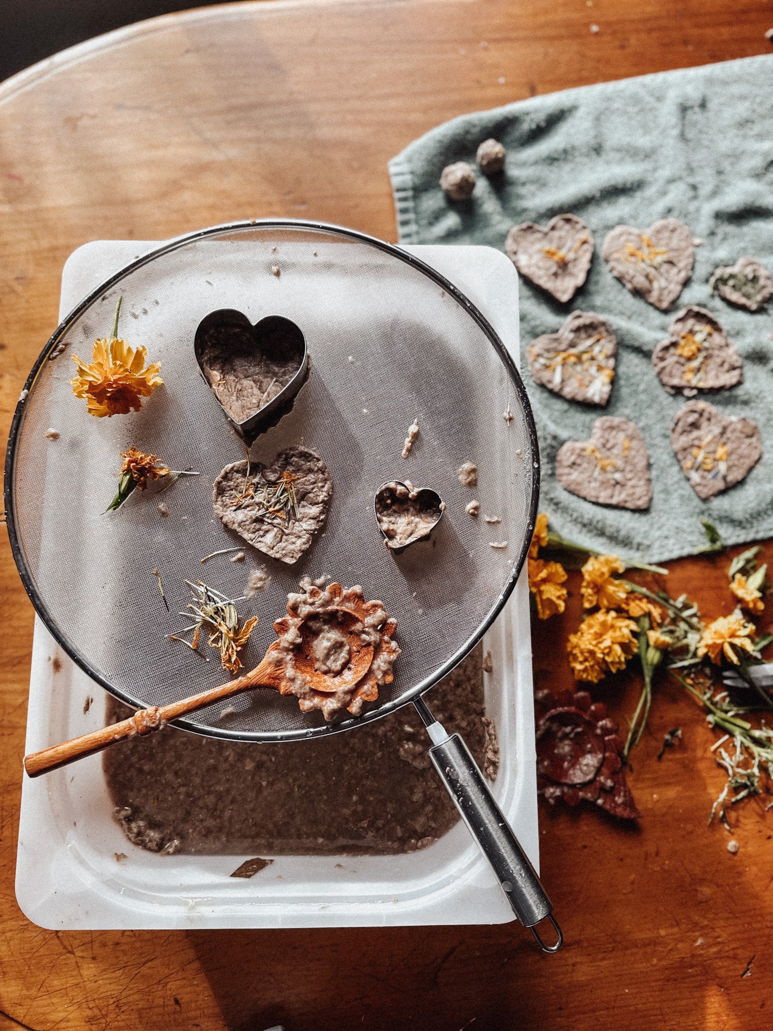 DIY Marigold Seed Paper Hearts: A Fun and Eco-Friendly Mother's Day Craft