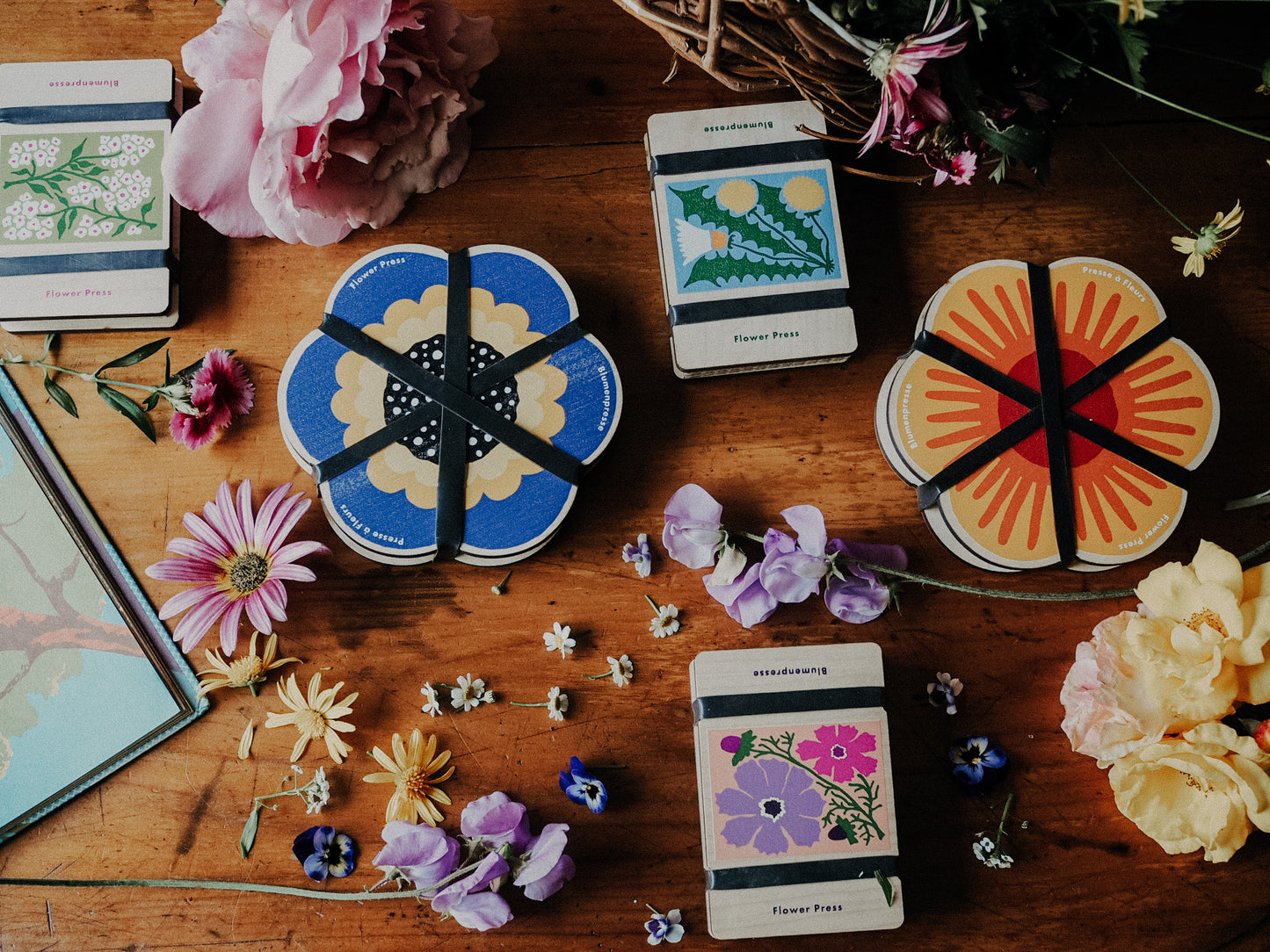 Flower Shaped Press - Blue