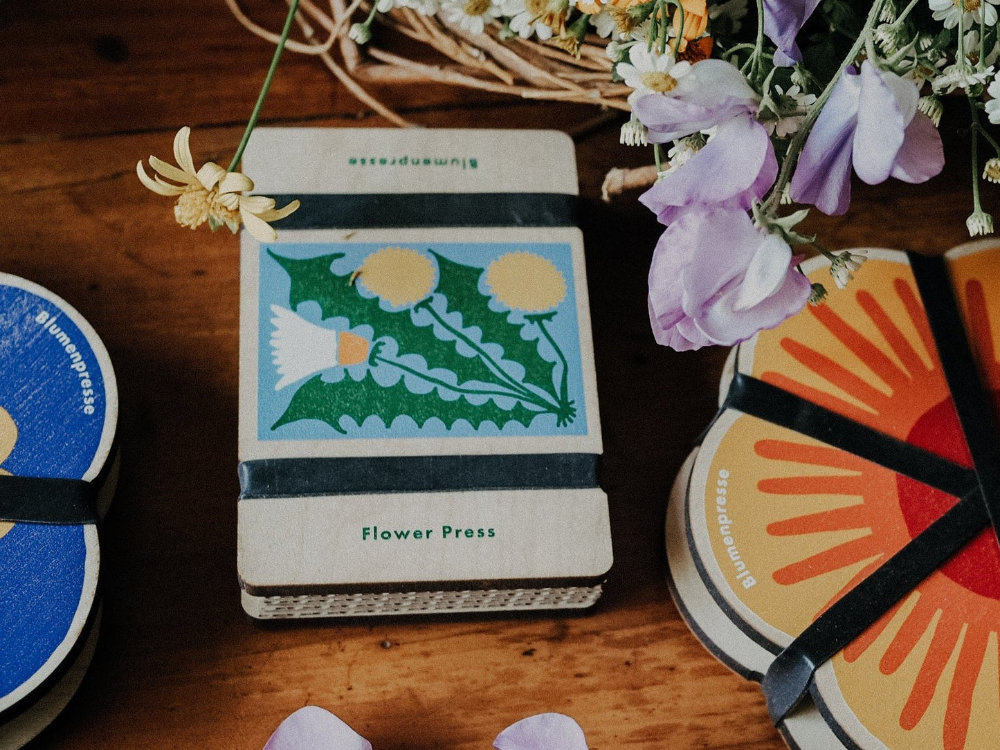 Flower Shaped Press - Yellow