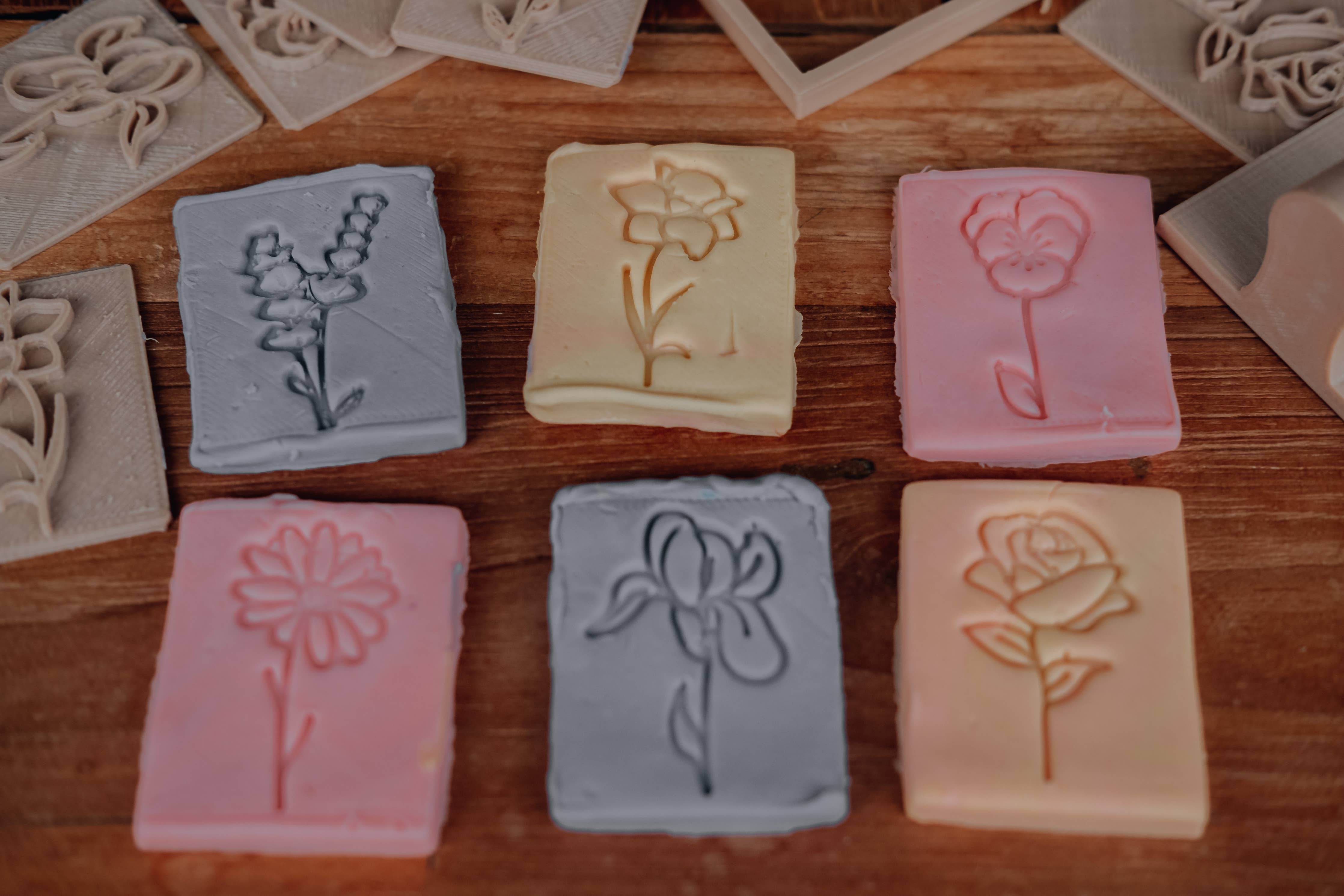 Flower Eco Stamp™ Set includes Handle