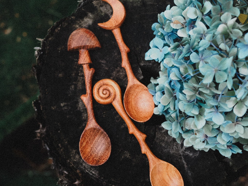 **WHOLESALE **Pre-order May 2026**Magical Moon Spoon **