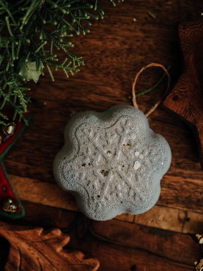 ** WHOLESALE** Snowflake PlayFizz Surprise Ornament set