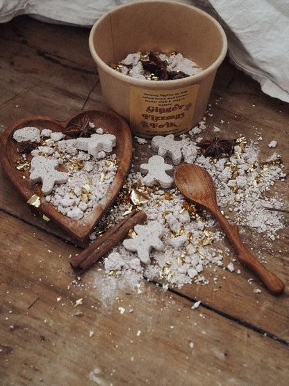 ** WHOLESALE ** Ginger Fizzmas Folk - Crumble Cup