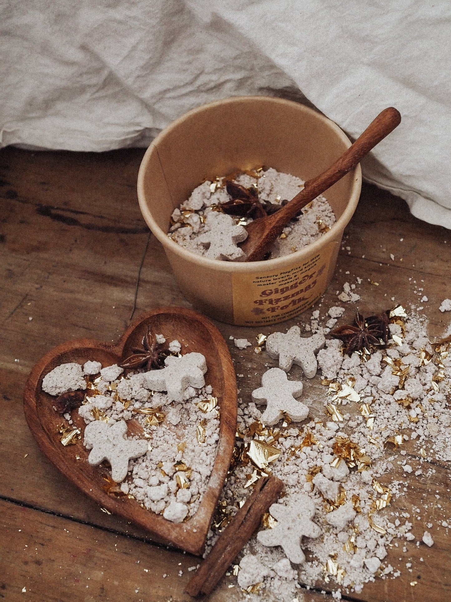 Ginger Fizzmas Folk - Crumble Cup