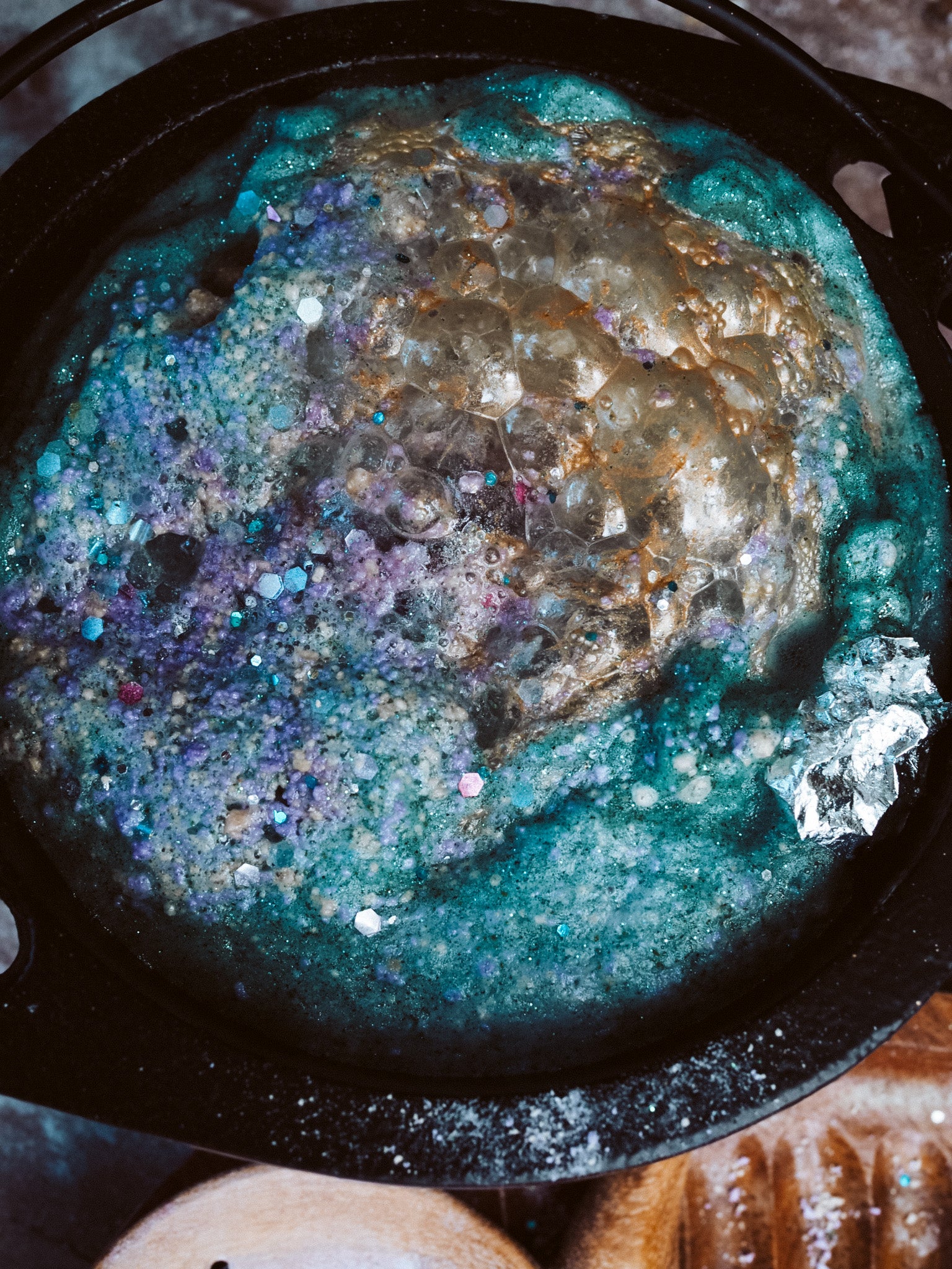 PlayFizz Cauldron Brew - Cosmic Witch