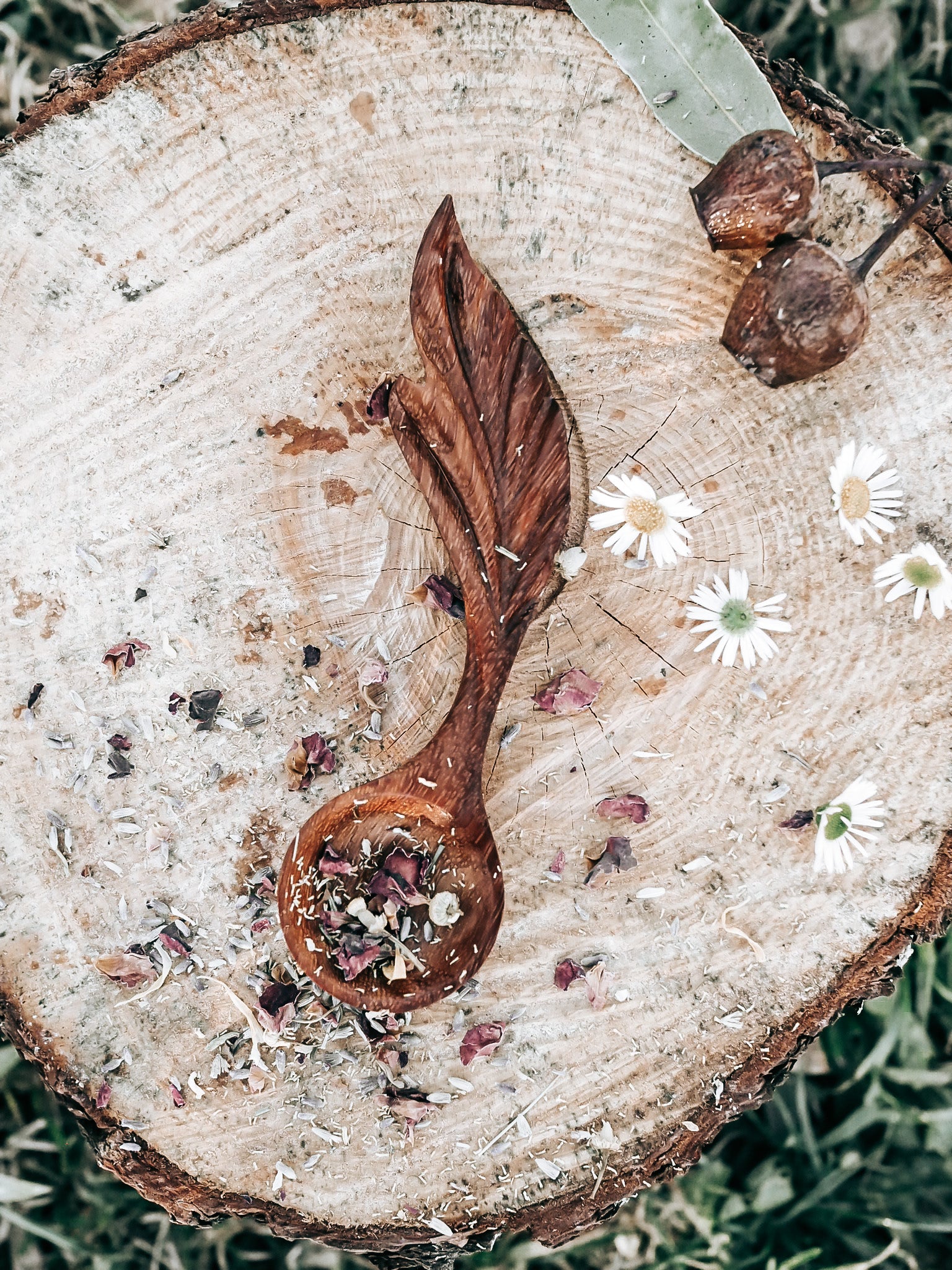 ** WHOLESALE ** FLOATING LEAF SPOON