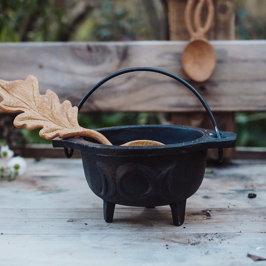 The Three Moons open Cauldron